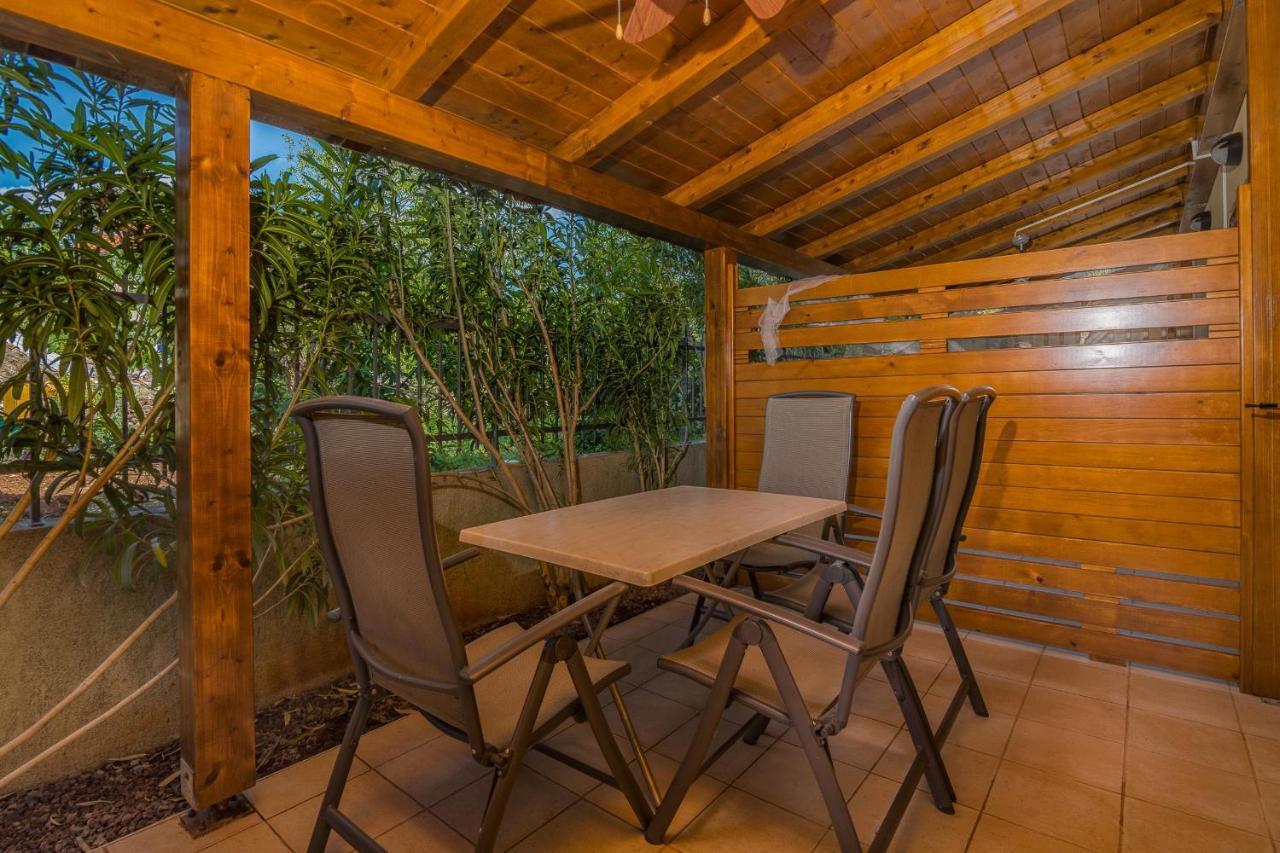 Apartments Celeste Климно Екстериор снимка