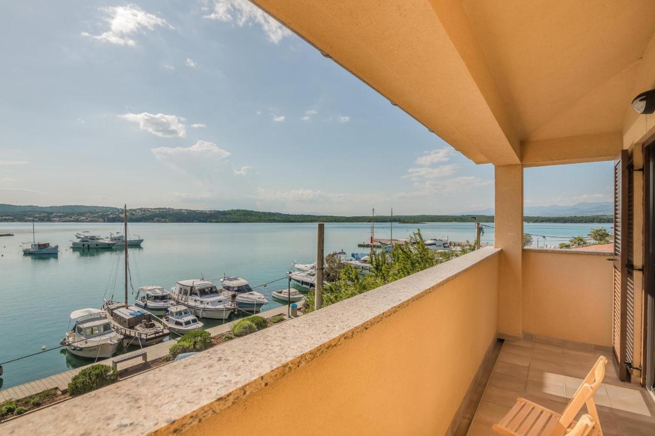 Apartments Celeste Климно Екстериор снимка