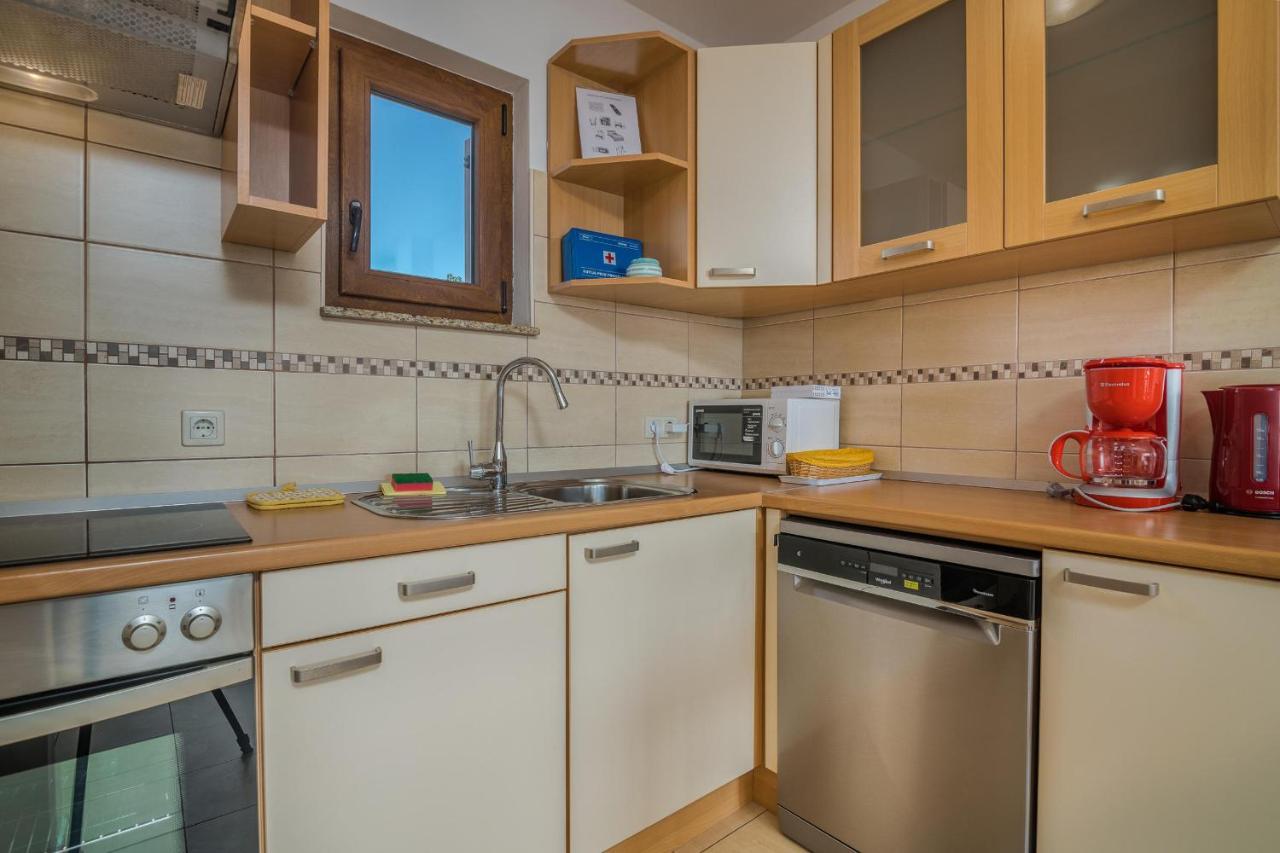 Apartments Celeste Климно Екстериор снимка