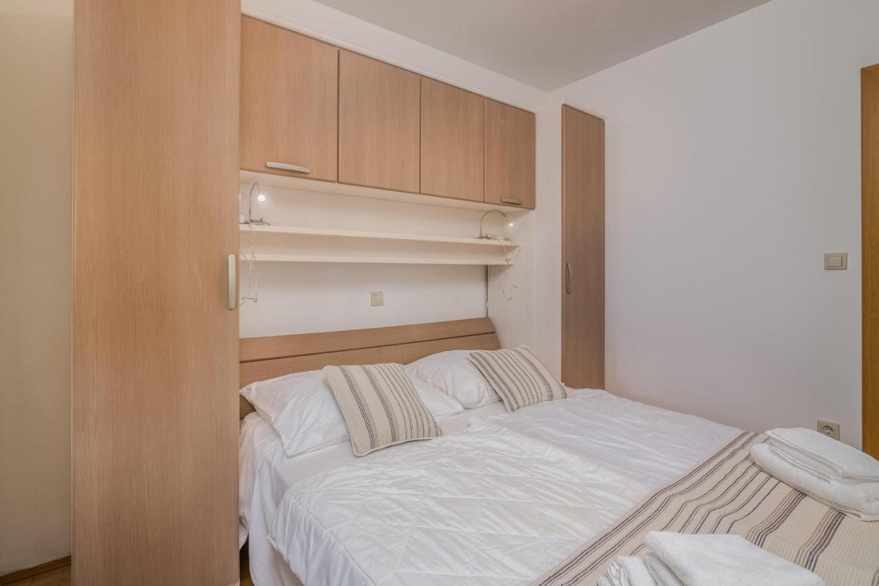 Apartments Celeste Климно Екстериор снимка