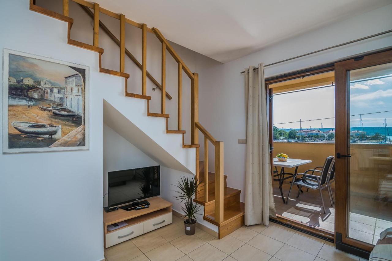 Apartments Celeste Климно Екстериор снимка