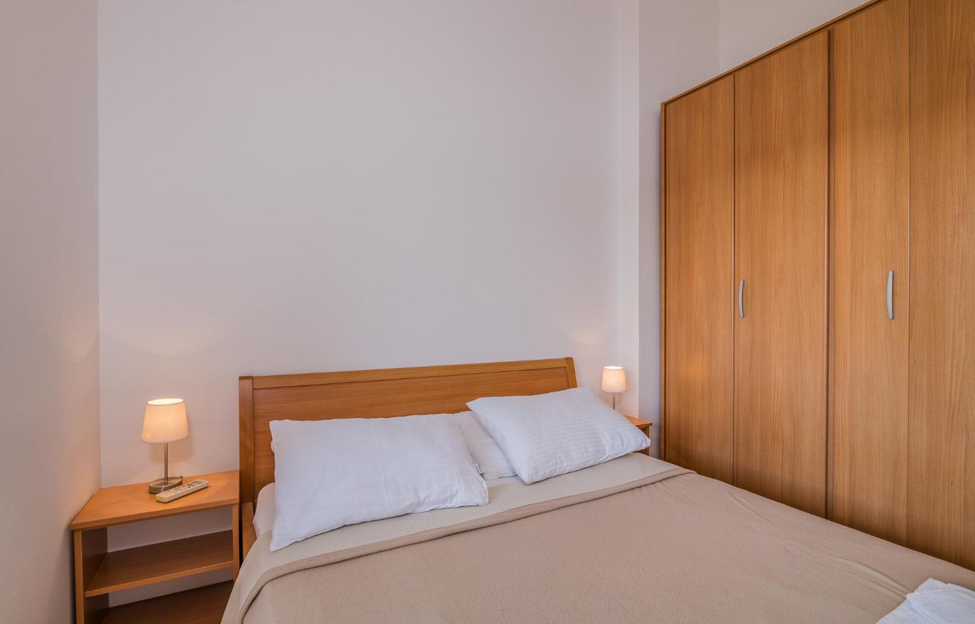 Apartments Celeste Климно Екстериор снимка