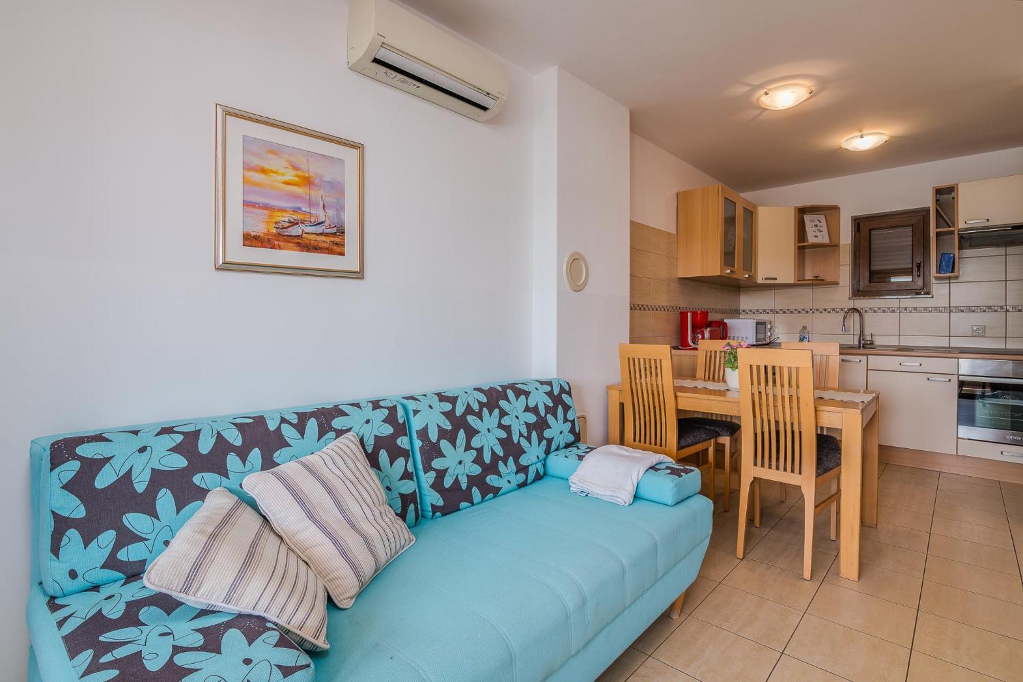 Apartments Celeste Климно Екстериор снимка