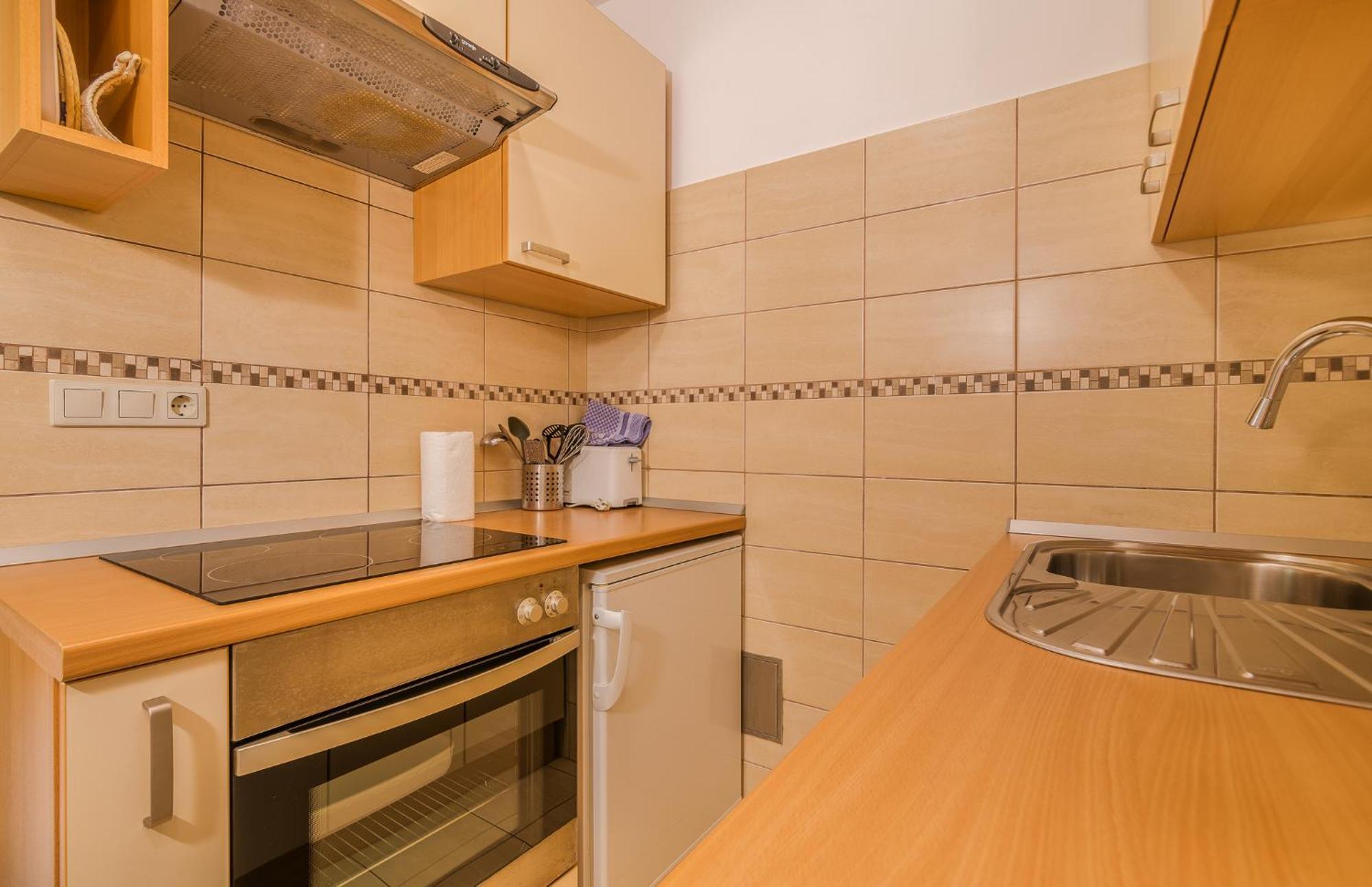 Apartments Celeste Климно Екстериор снимка